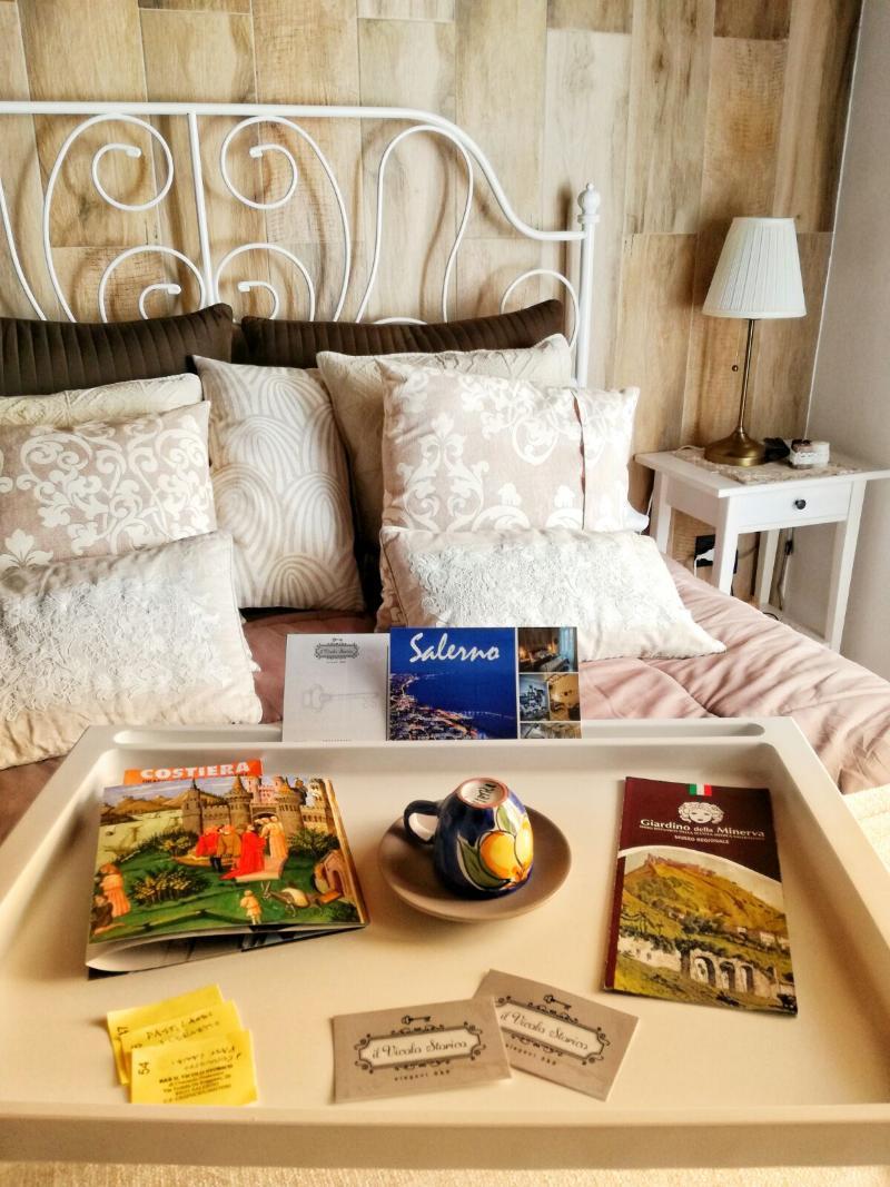 Elegant B&B - Il Vicolo Storico Salerno Luaran gambar