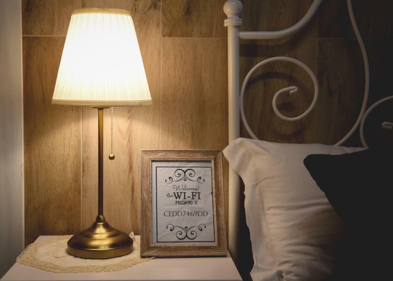 Elegant B&B - Il Vicolo Storico Salerno Luaran gambar